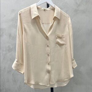 L'AGENCE Soft Cream Button Down Blouse